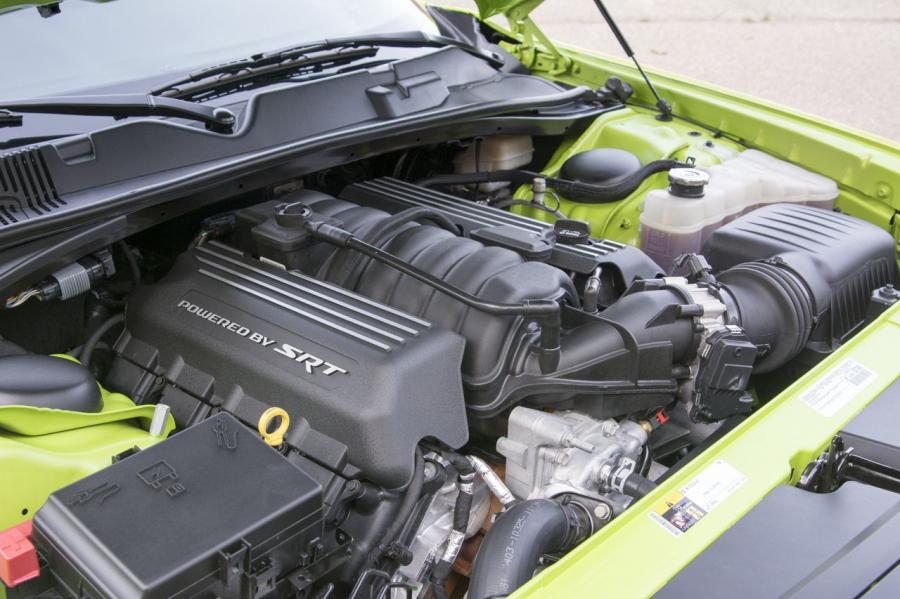  Dodge Challenger R/T Scat Pack 2015 года  (фото 48 из 55)